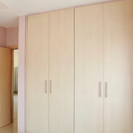 Apartman Kyklades For 4 People Protarász